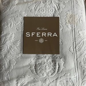 SALE!!!!   Sferra King Coverlet Set